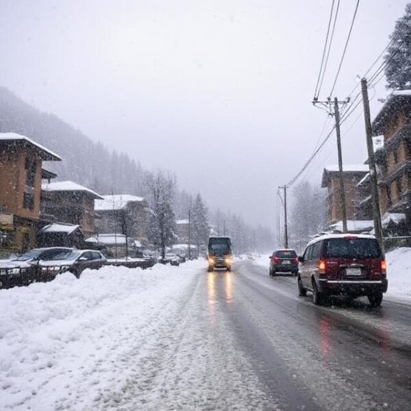Red Alert for Himachal Pradesh as Heavy Rain and Snowfall Pummel State from Tomorrow